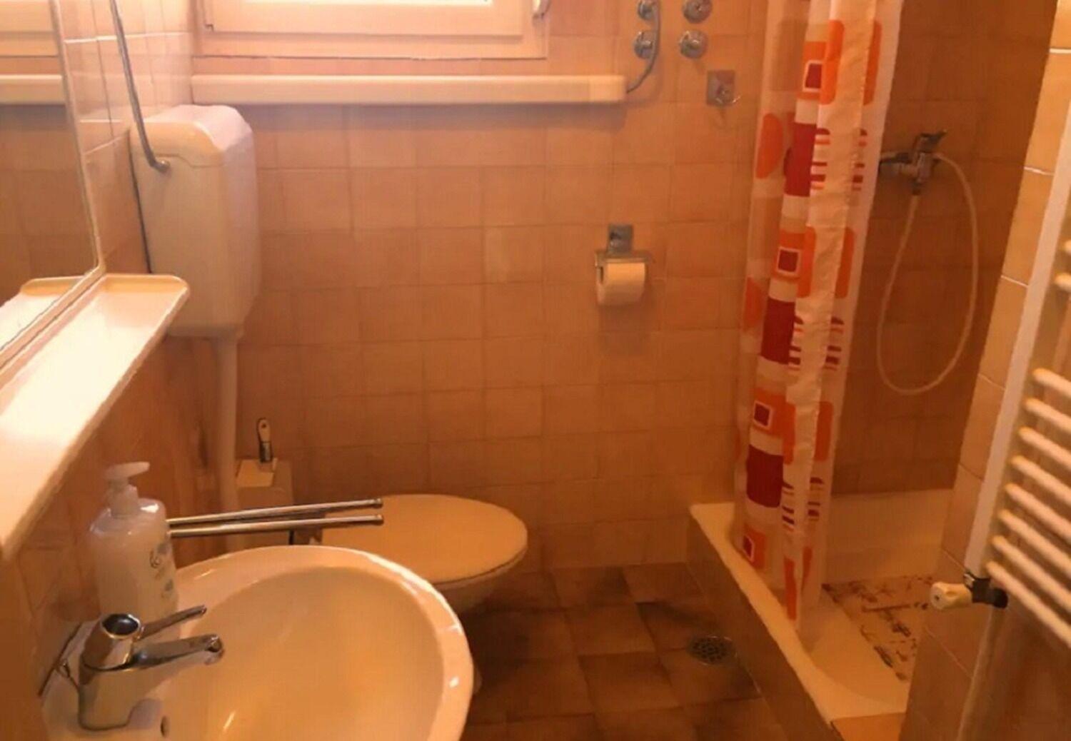 Apartments And Rooms Ognjen - Family Apartments With Free Parking Бетина Екстериор снимка